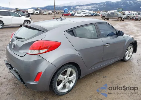 2012 Hyundai Veloster Base W/Black z USA, uszkodzony, nr VIN KMHTC6AD5CU025235